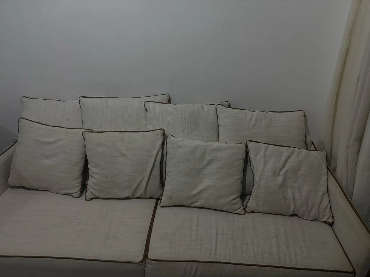 Sofá 3 lugares bege - Foto 3