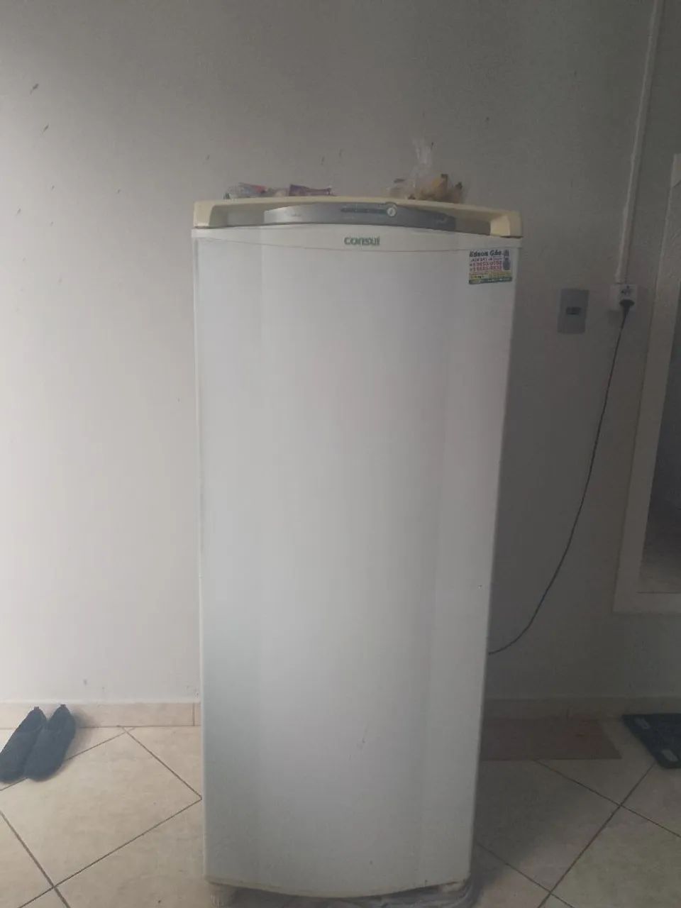 Geladeira consul.