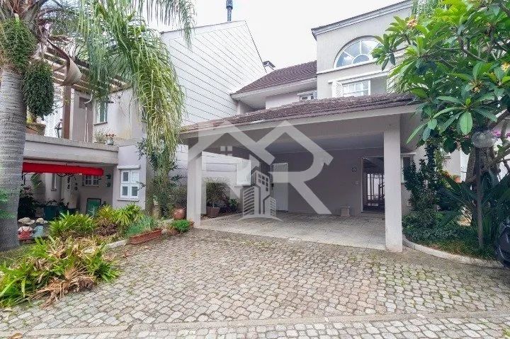 Casa em condomínio para alugar no bairro Pedra Redonda na zona sul de Porto Alegre