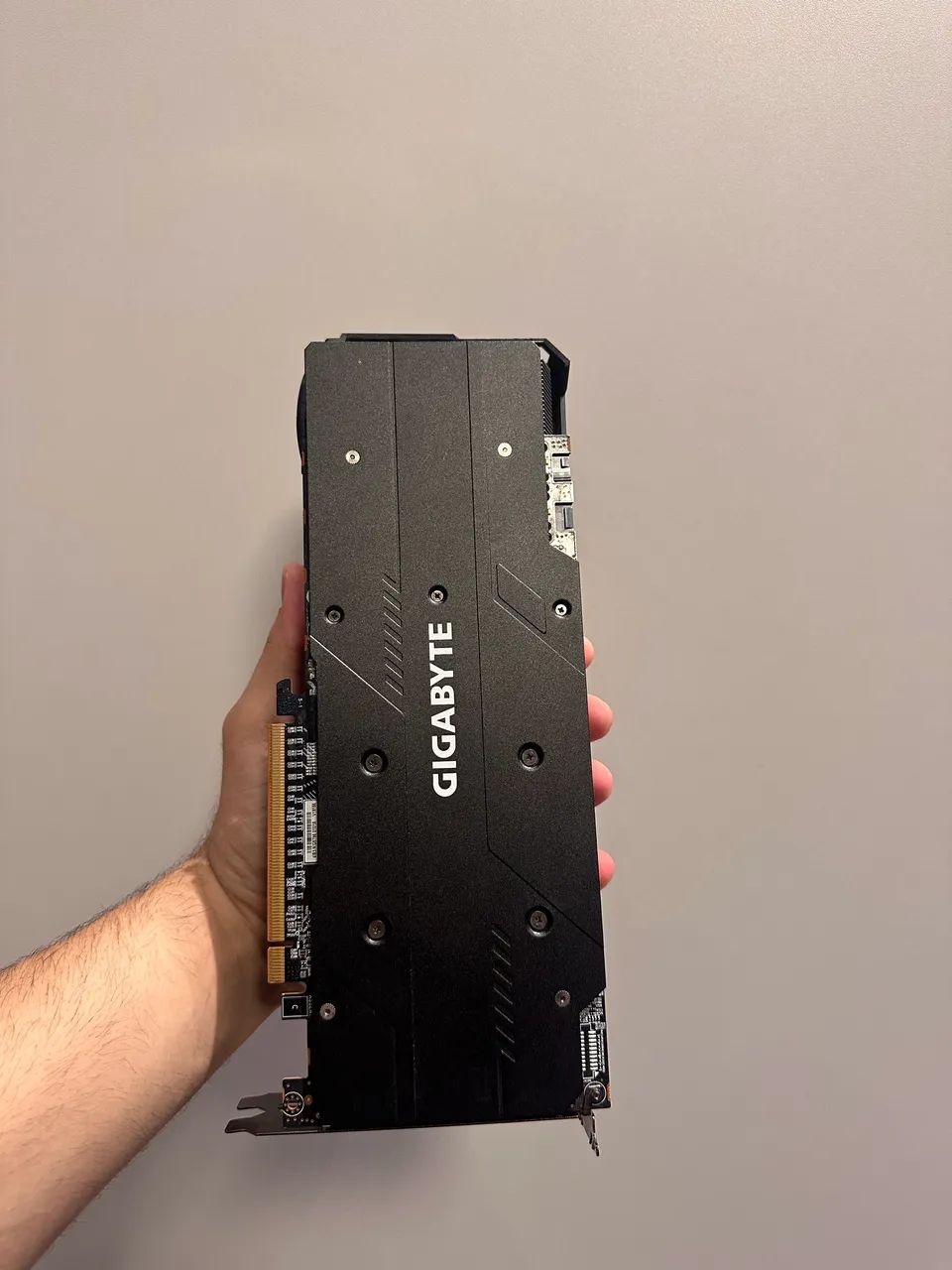 Placa de video Rx5700 Gigabyte