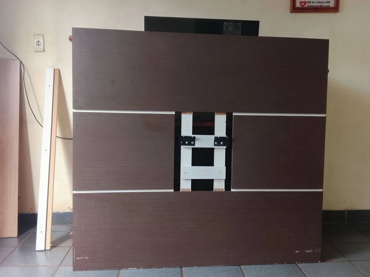 Painel de TV 1,5m X 1,5m 