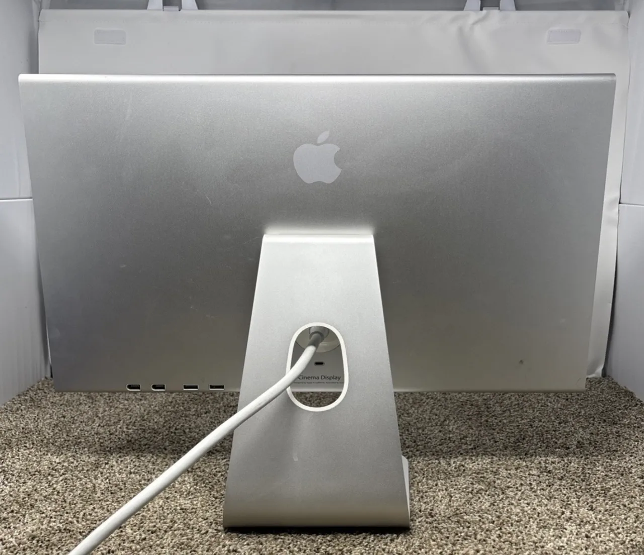 apple cinema