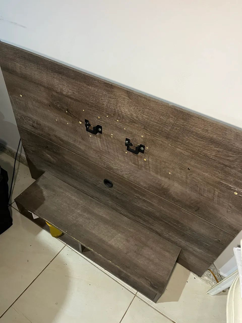 PAINEL TV COM O SUPORTE 