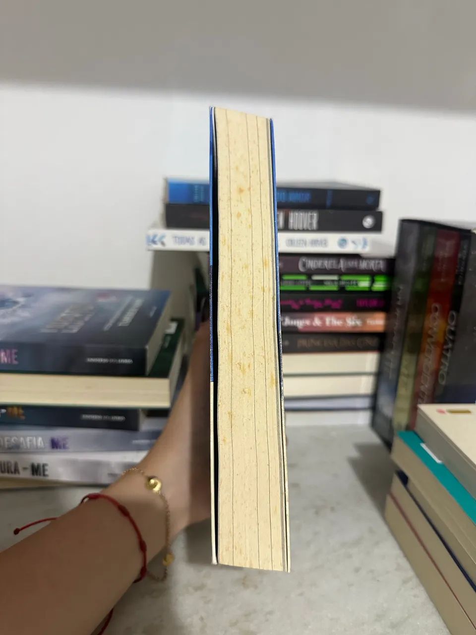 Livro ?Os dois morrem no final? - Adam Silvera - Foto 2