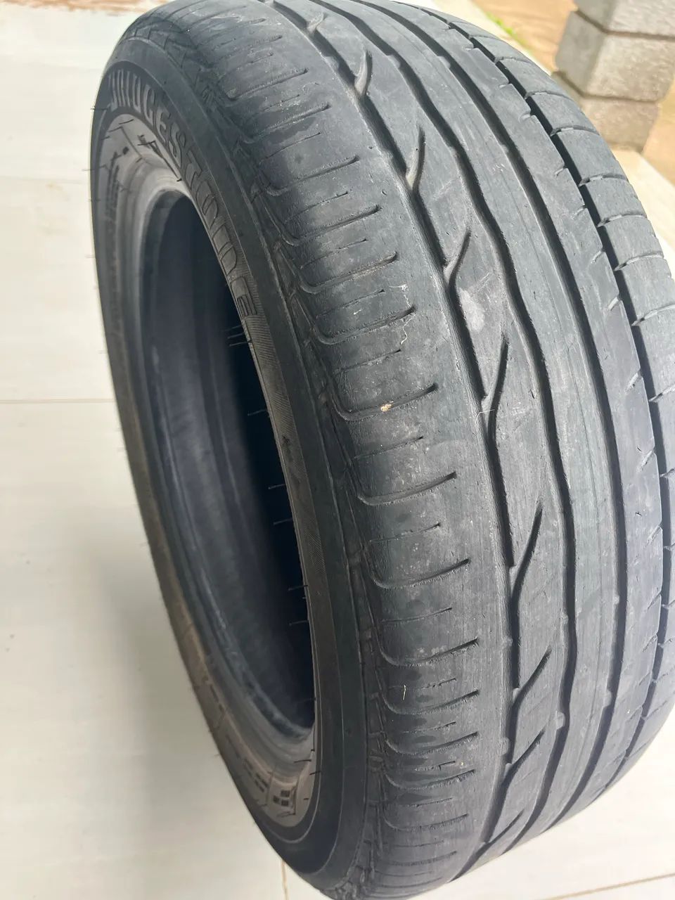 Pneu Bridgestone  - Foto 2