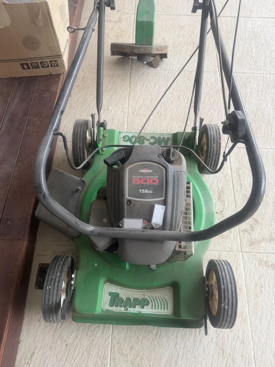 Máquina de cortar grama a gasolina Trapp 158cc