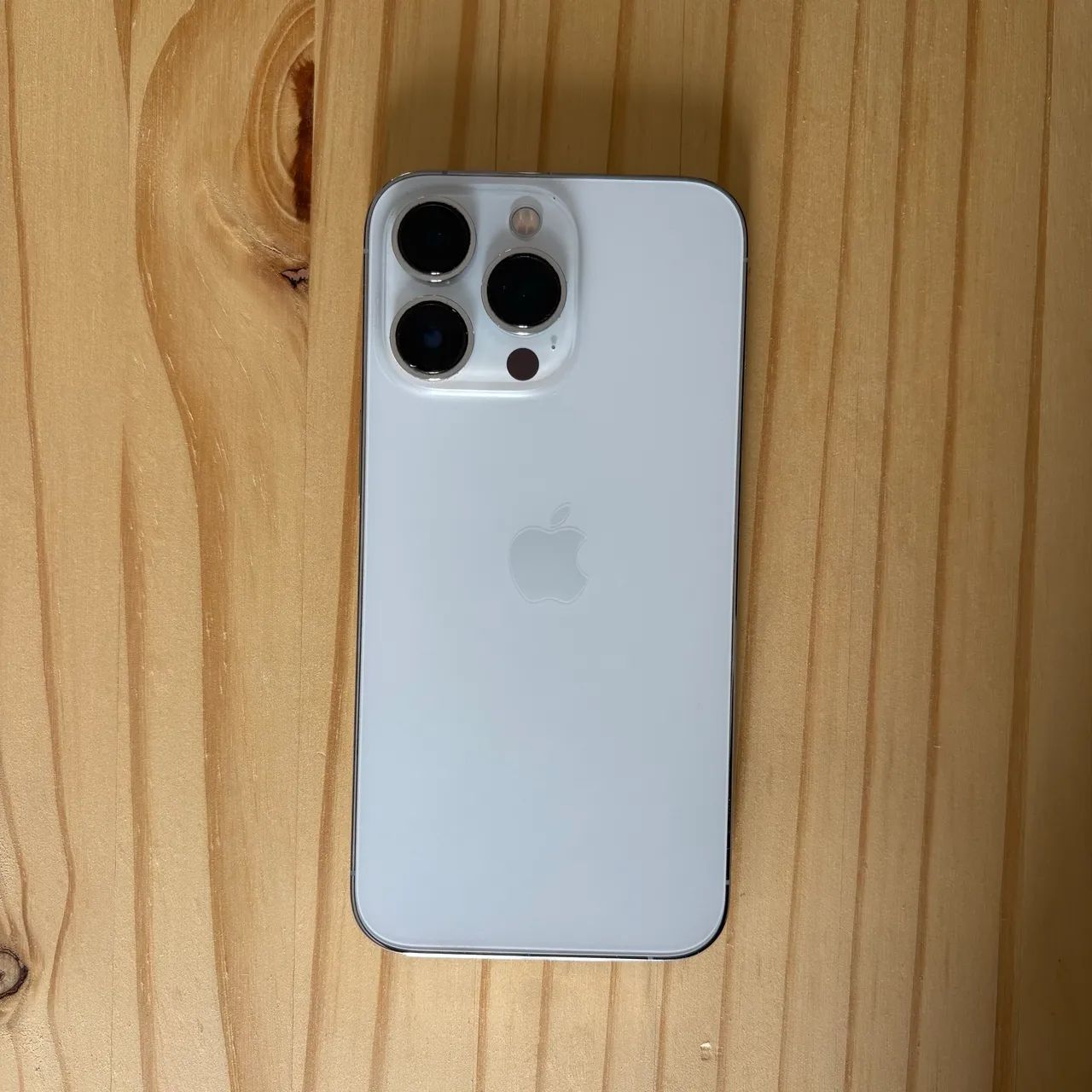 iPhone 13 Pro 256gb Branco  - Foto 2
