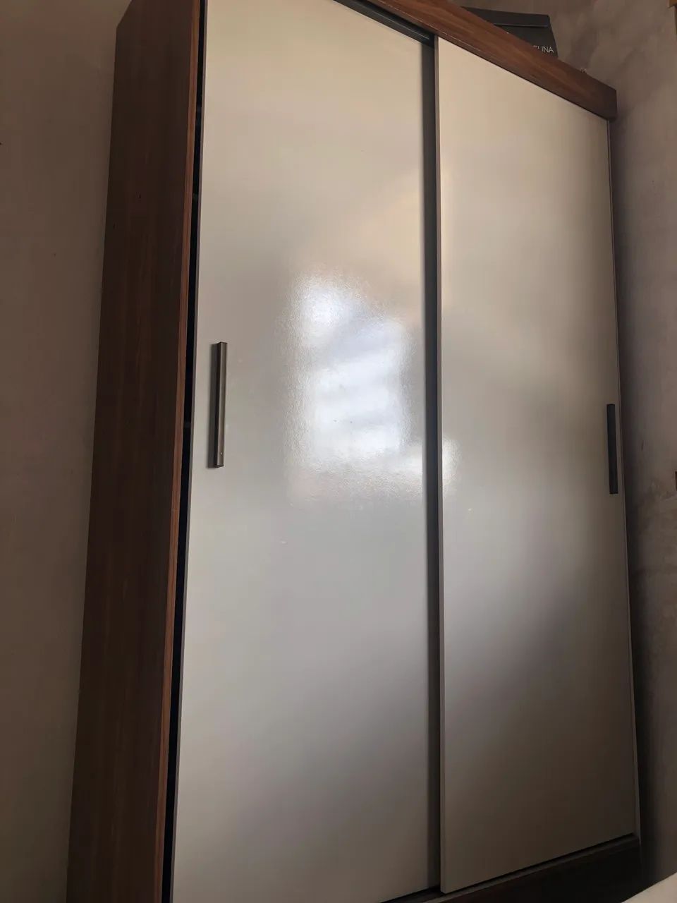 Guarda roupa solteiro 