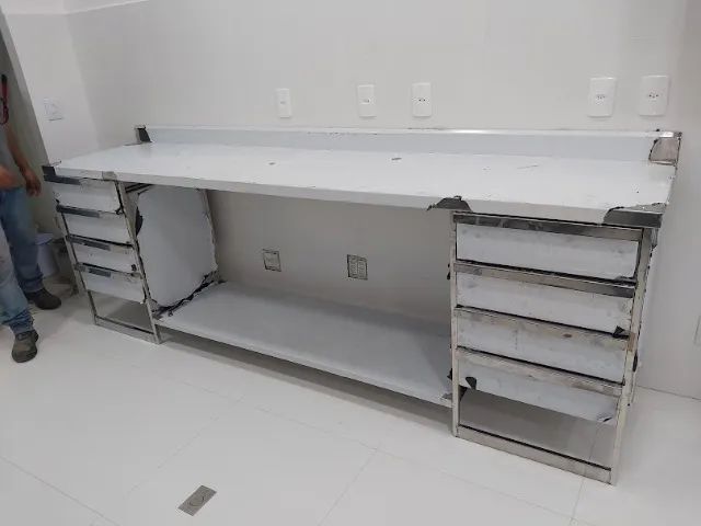 Bancada e mesa de manipulação em aço inox - Foto 4