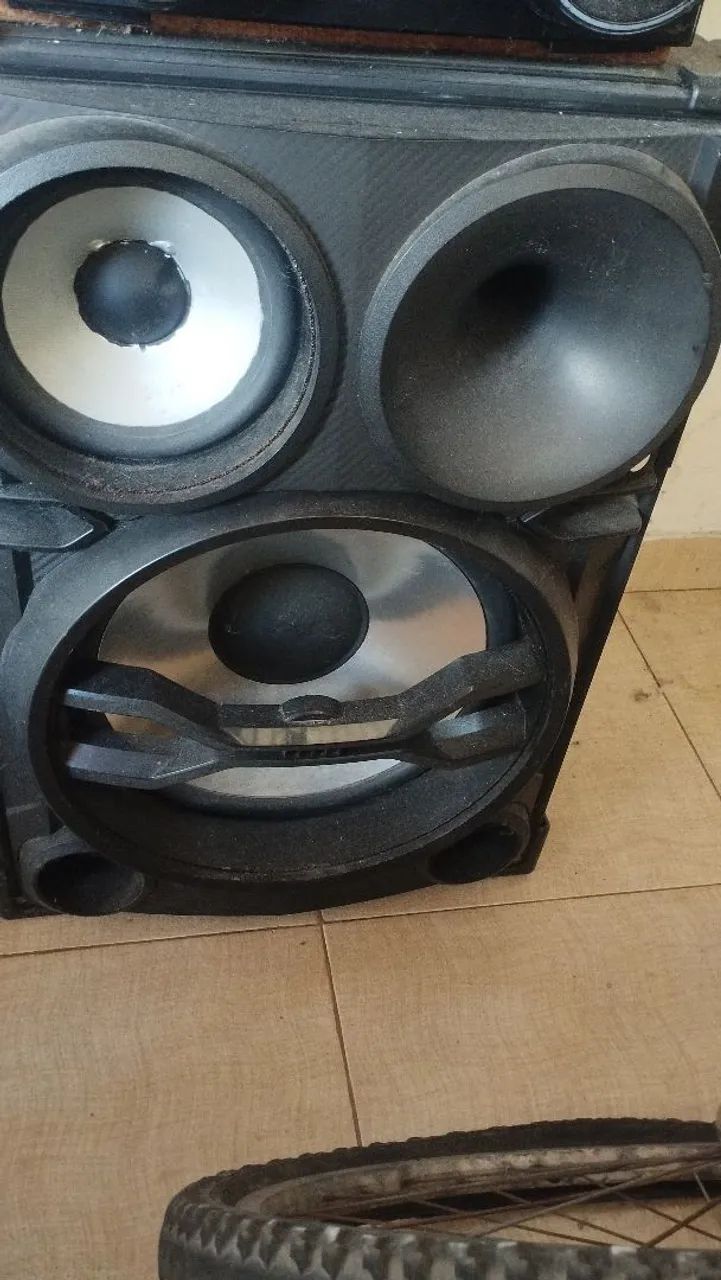 Vendo caixas de som Sony h2000 de 15 polegadas - Foto 2