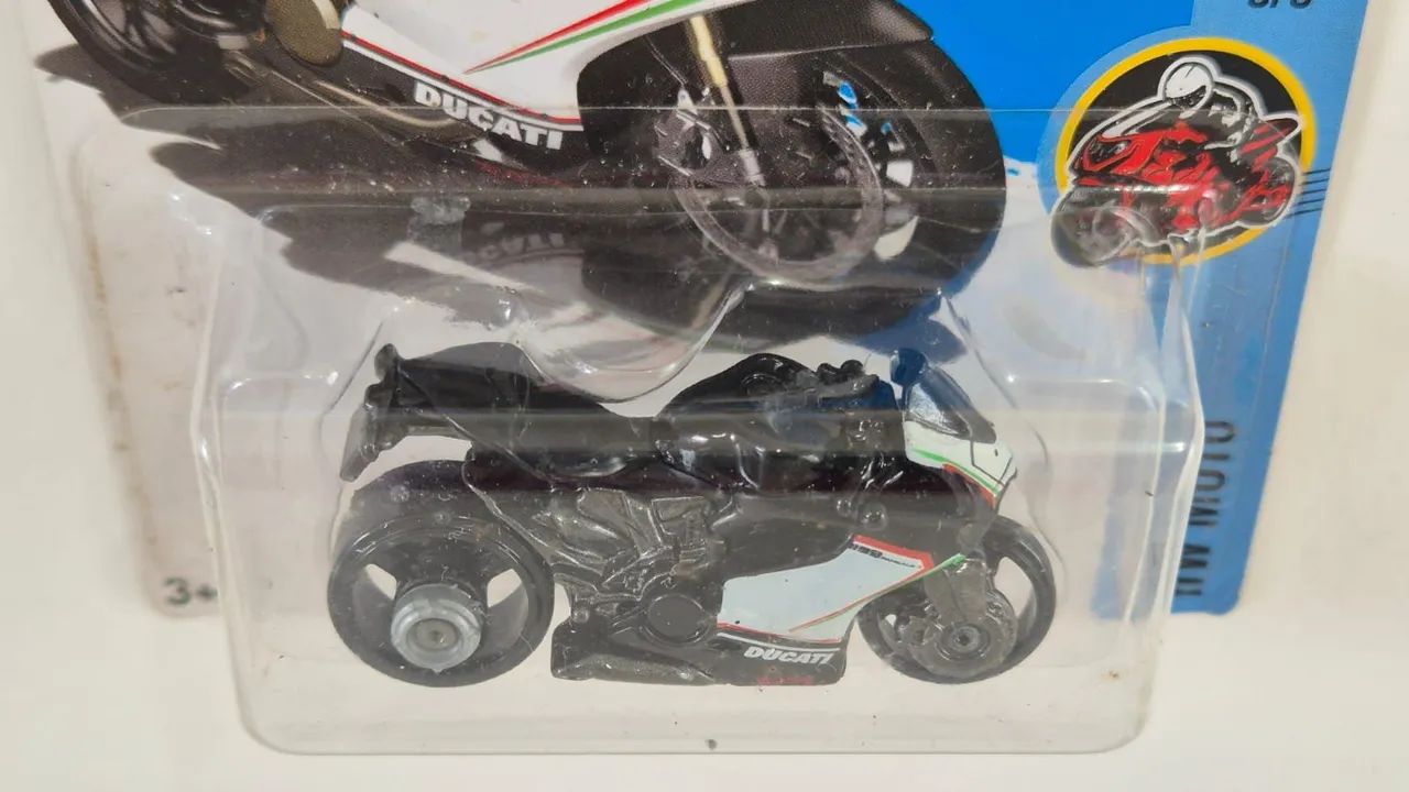 Hot Wheels Ducati 1199 Panigale - Foto 3