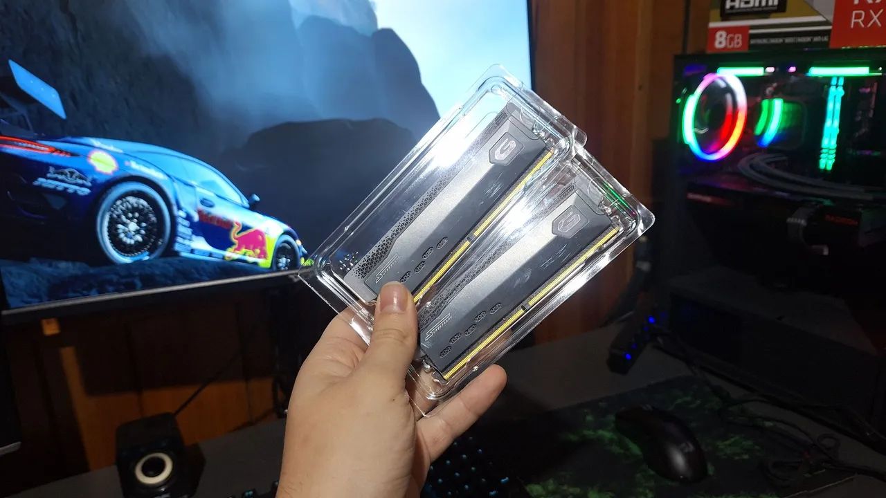 Memória RAM 16GB 3200MHZ (2x8GB de RAM) SuperFrame Usada - Foto 3