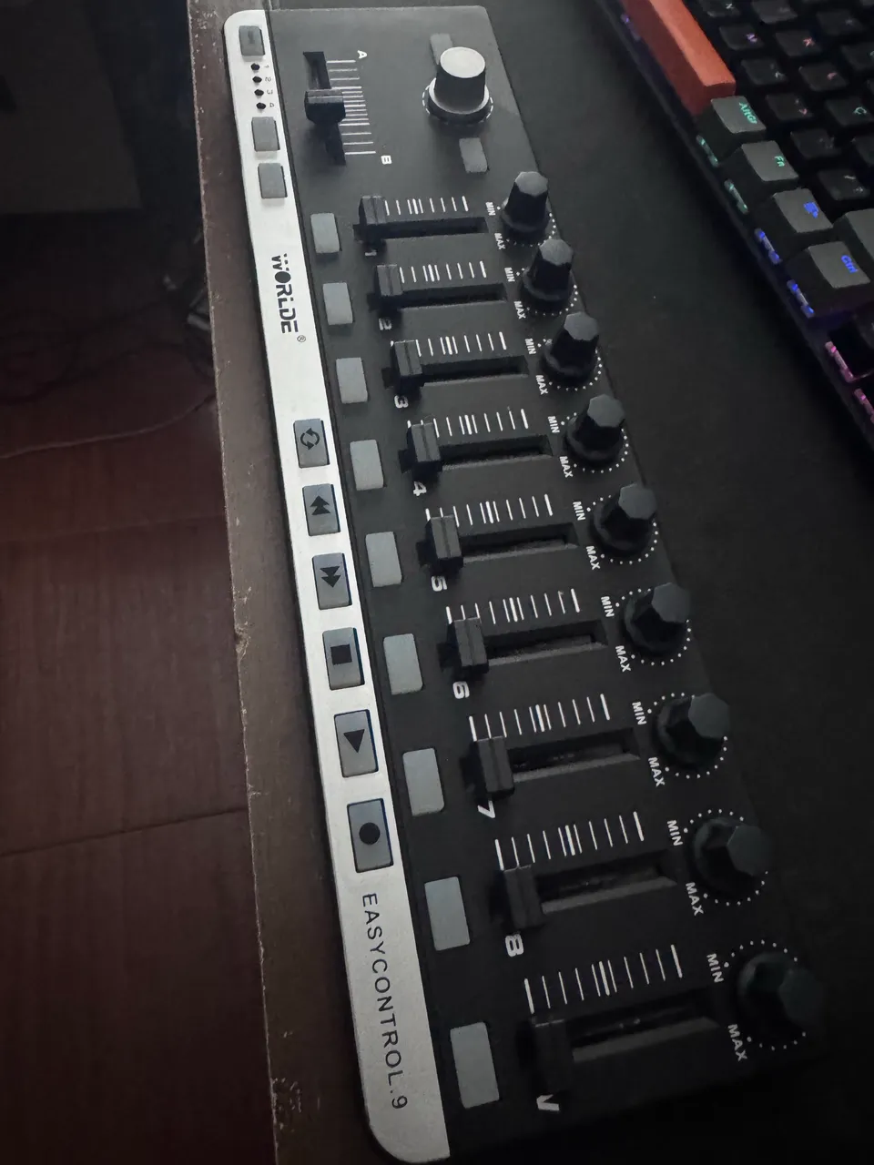 Teclado YAMAHA S90XS - Instrumentos musicais - São Gabriel, Belo