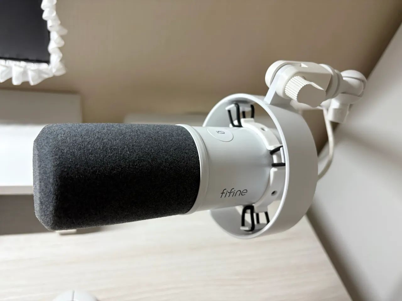 Microfone FIFINE Branco - Amplitank (K688) - Foto 2