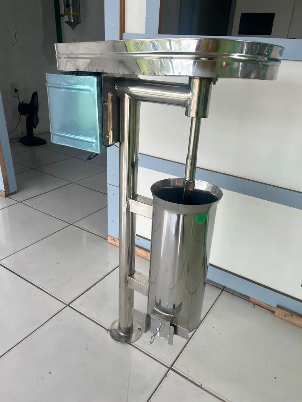 Maquina de bater açaí 