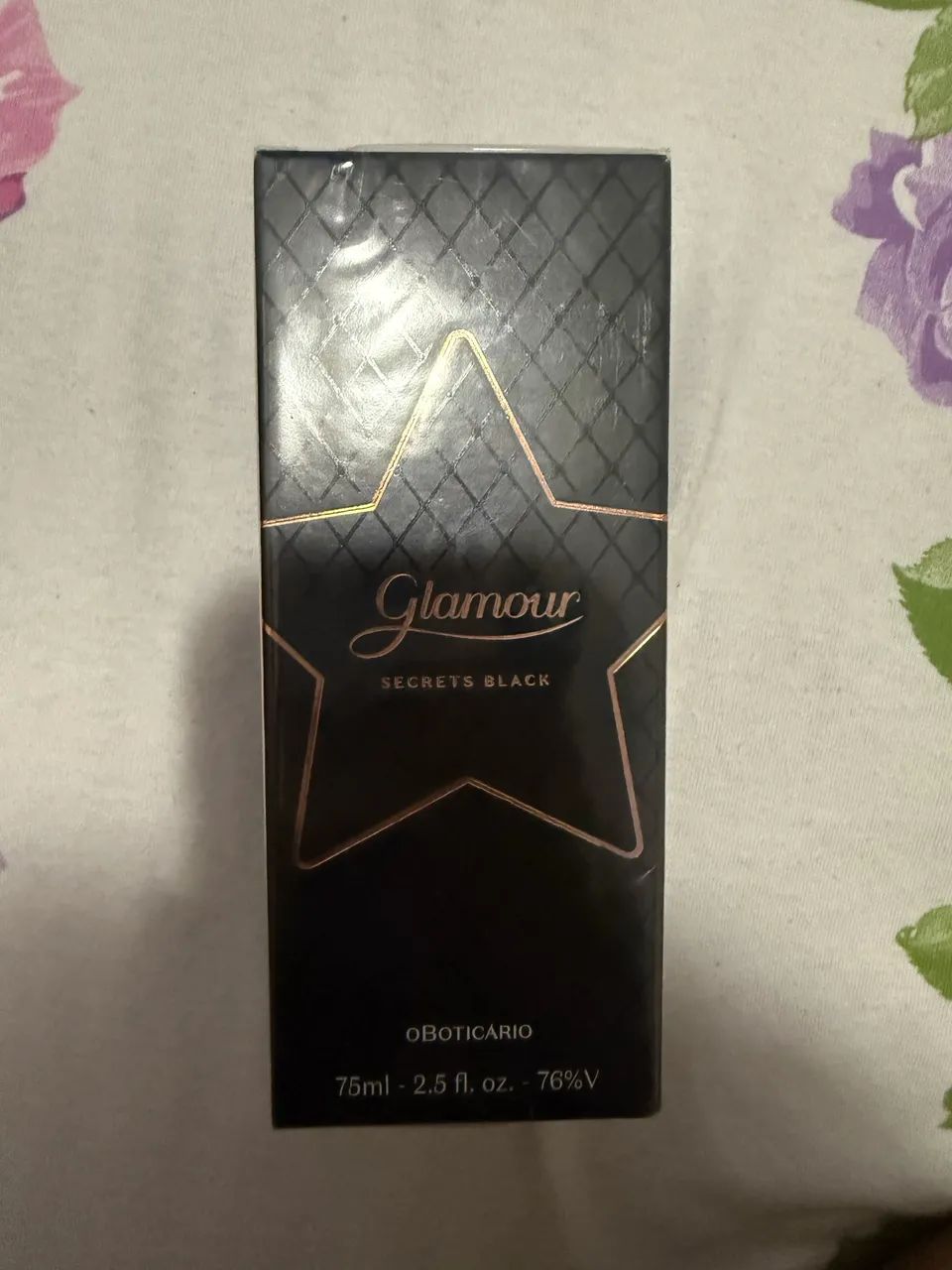 Perfume Glamour Secrets Black - O Boticário 