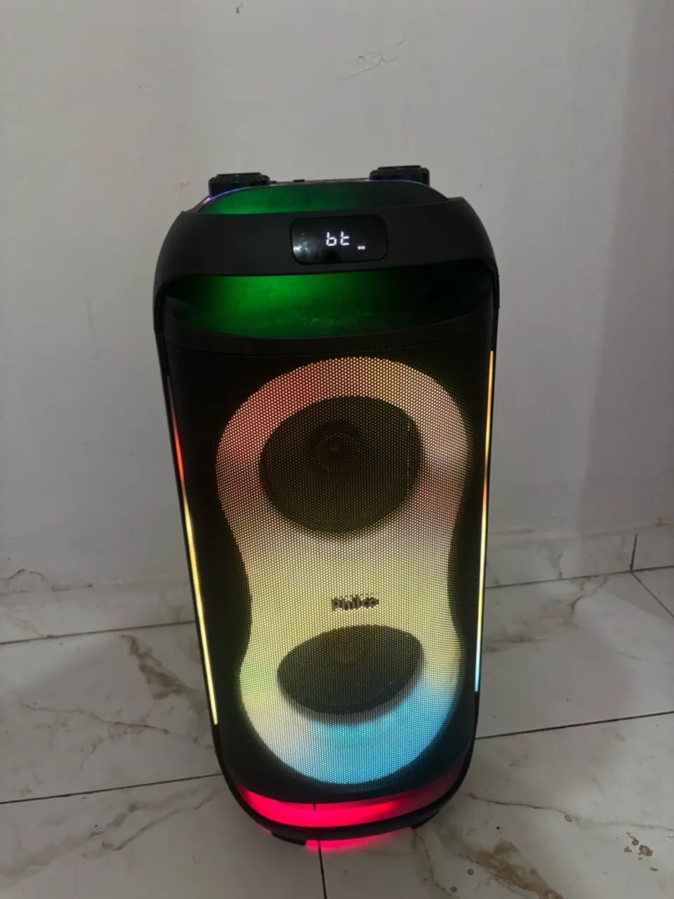 VENDO CAIXA DE SOM PHILCO 