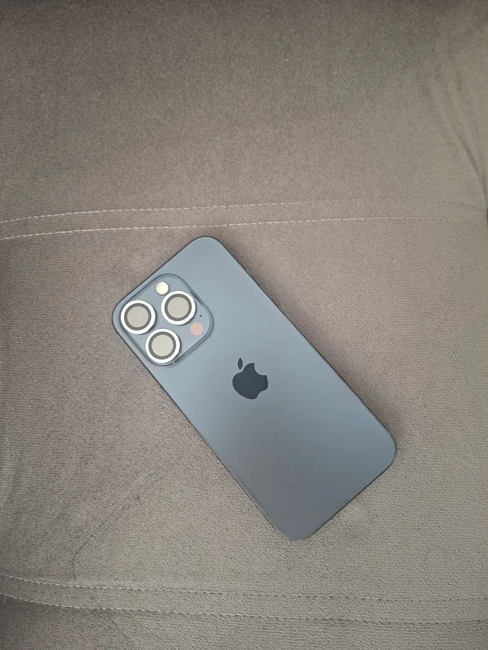 iPhone 15 Pro - Foto 3