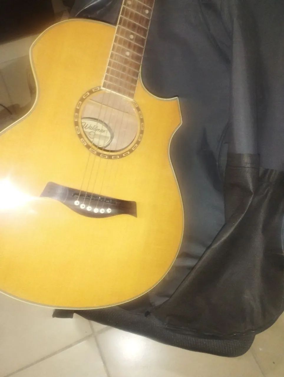 Violão Waldman bem conservado sem marca de uso  - Foto 3