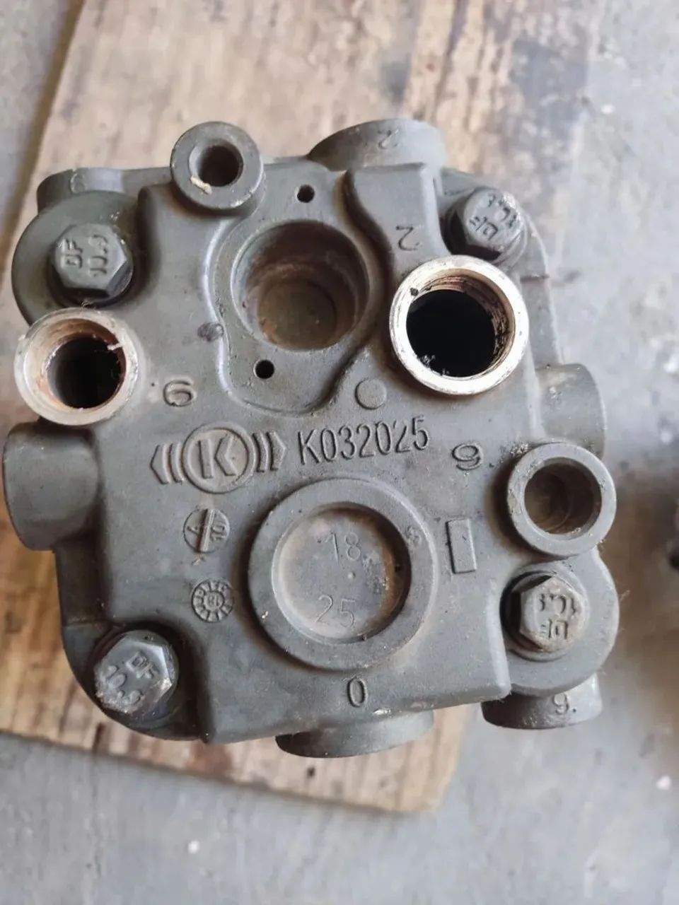 Compressor Knorr-Bremse ( Usado ) Vw / Cargo - Foto 4