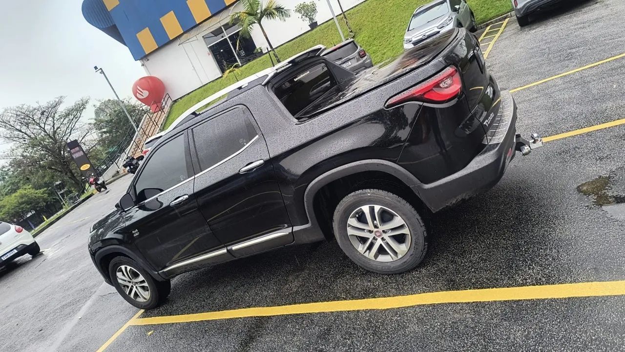 Fiat Toro Volcano 2.0 16V 4x4 TB Diesel Aut., foto 4 de 16
