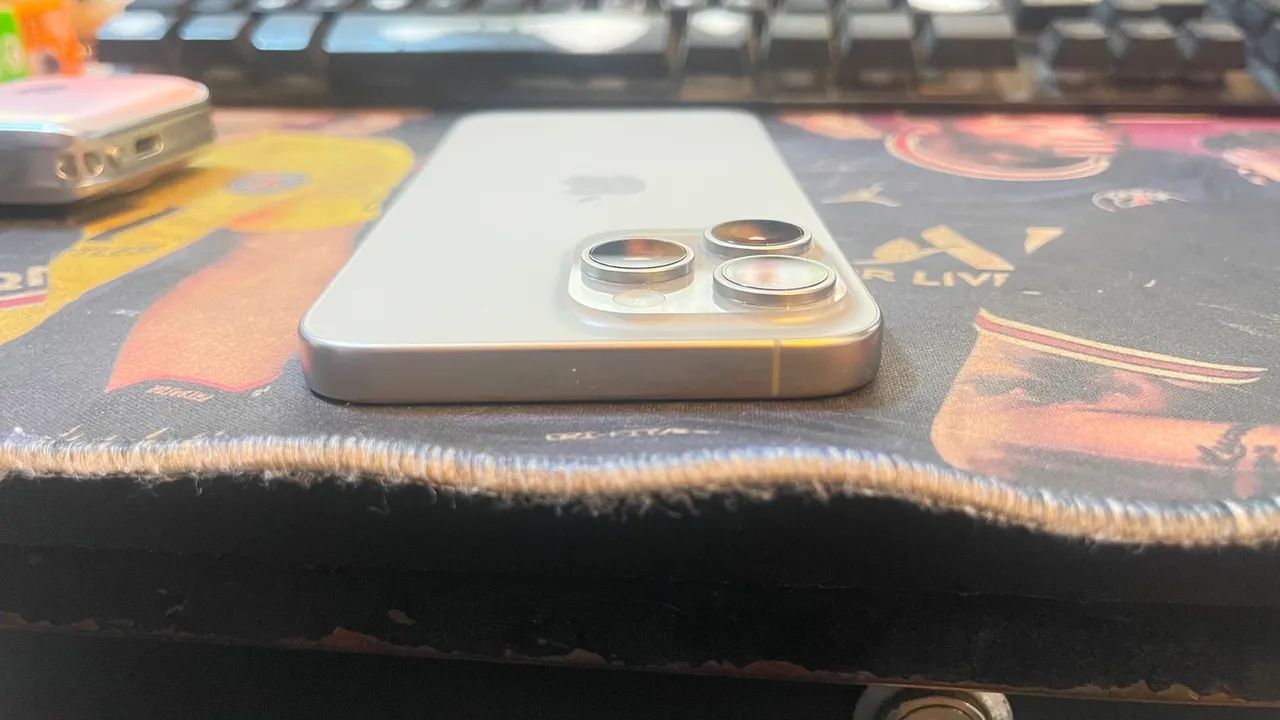 Iphone 15 pro max cor natural - Foto 5