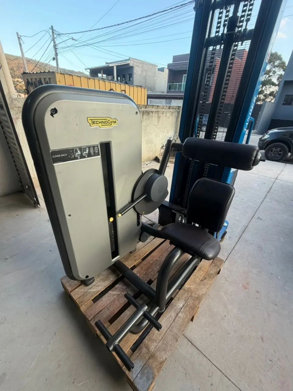 Máquina Lombar Technogym