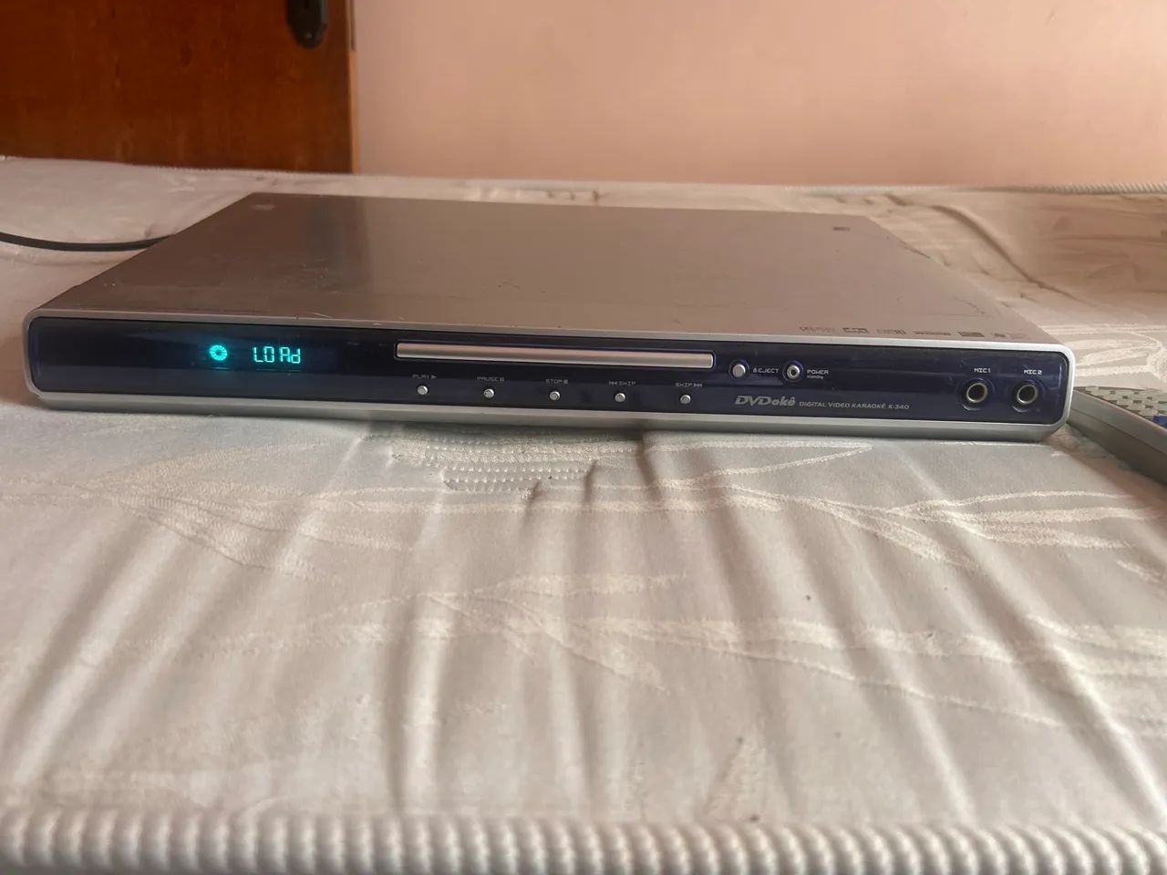 Karaokê DVD gradiente com 2 microfones - Foto 2