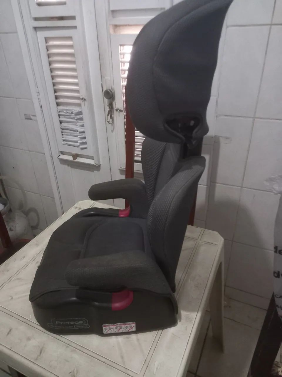 Vende-se Cadeira de Criança  - Foto 2