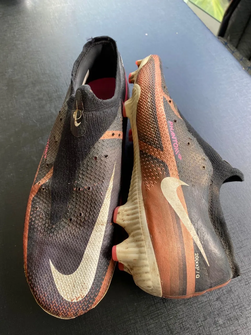 Chuteira tamanho 41, Adidas predator - Calçados Esportivos - Barra