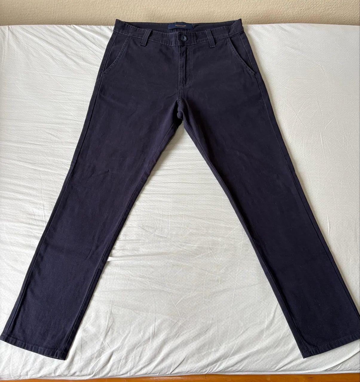 Calça Chino da Damyller 