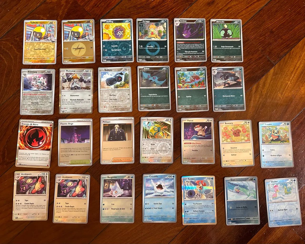 Cartas pokemon brilhantes foil