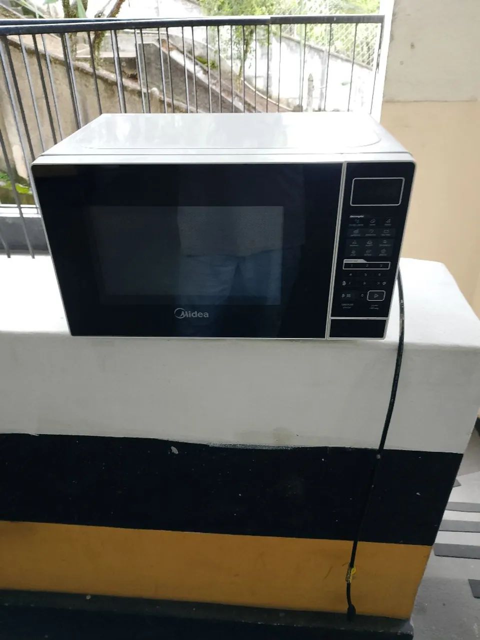 Microondas parou $70,00 