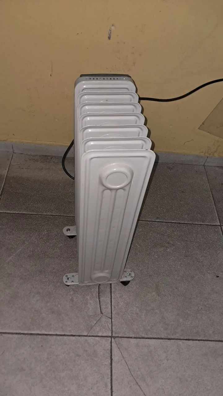Aquecedor a Óleo Philco , 127V.  - Foto 5