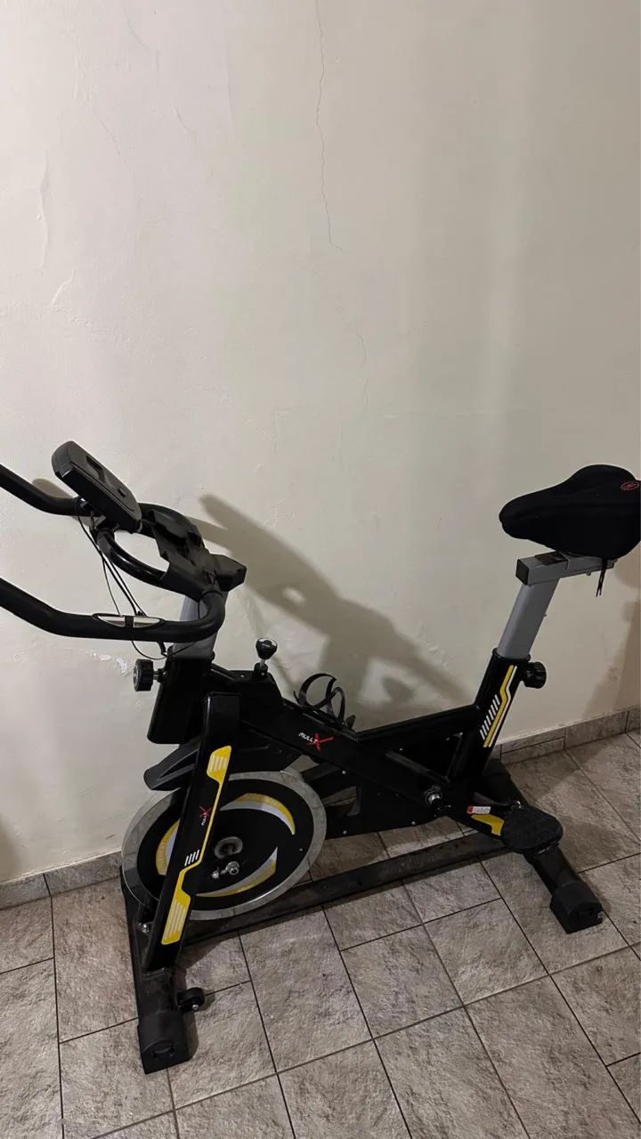 Bicicleta ergométrica com roda de inércia de 13 kg - Foto 4