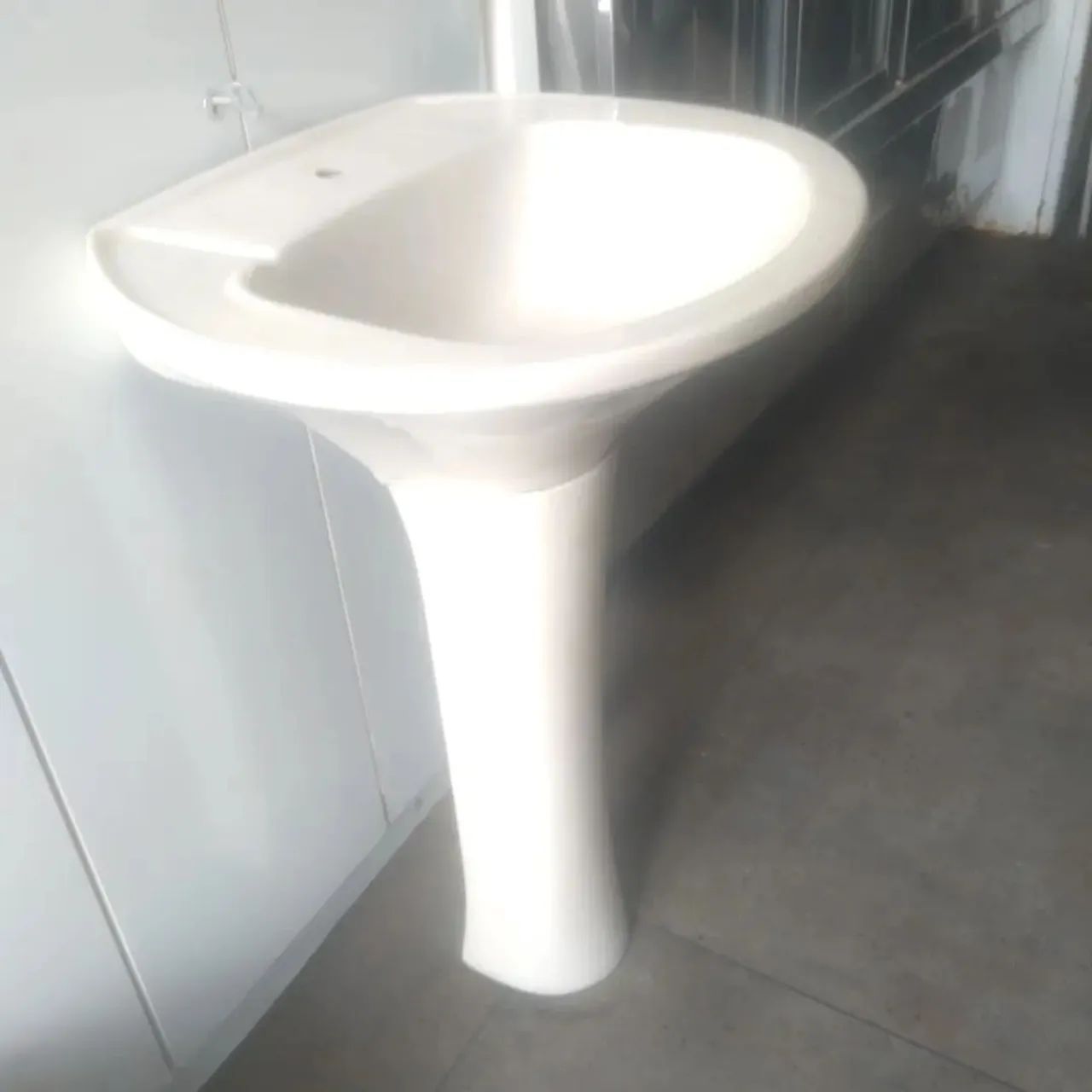 Vasos sanitário e lavatorio  - Foto 3