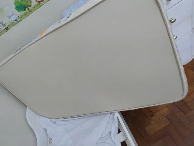 Vende-se Berço com colchão em estado de novo - Foto 3