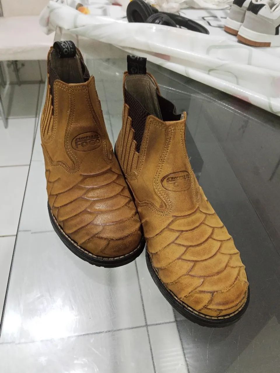 Vende-se se uma bota ?