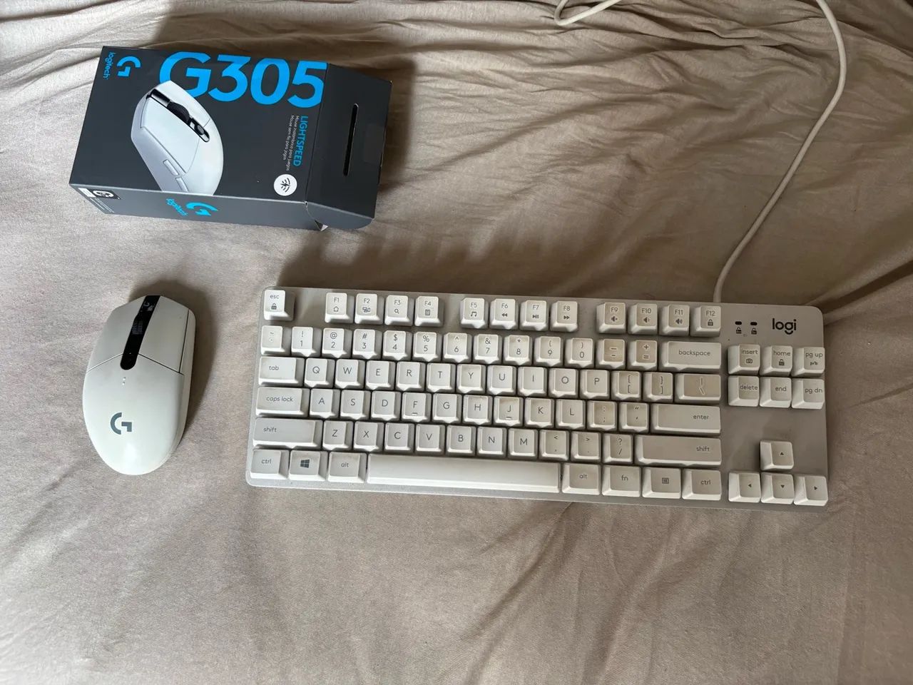 Teclado Mecanico e Mouse Logitech