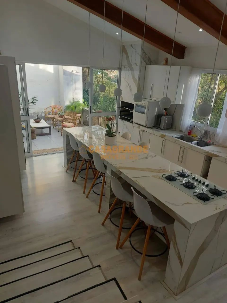 Sobrado 250m² a venda em Paraibuna