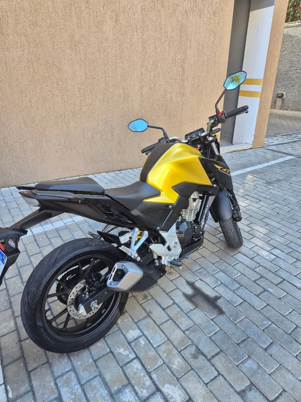 VENDO CB 300 Twitter  - Foto 3