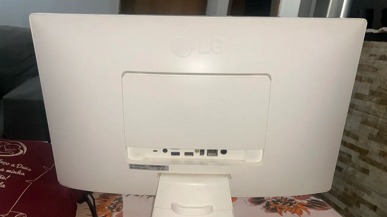Computador LG All in one Branco