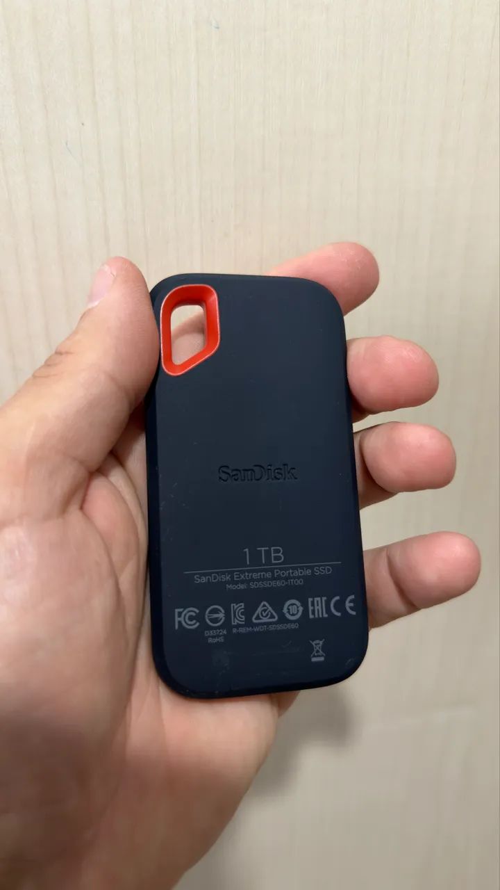 Sandisk SSD portátil Extreme PRÓ 1TB - Foto 2