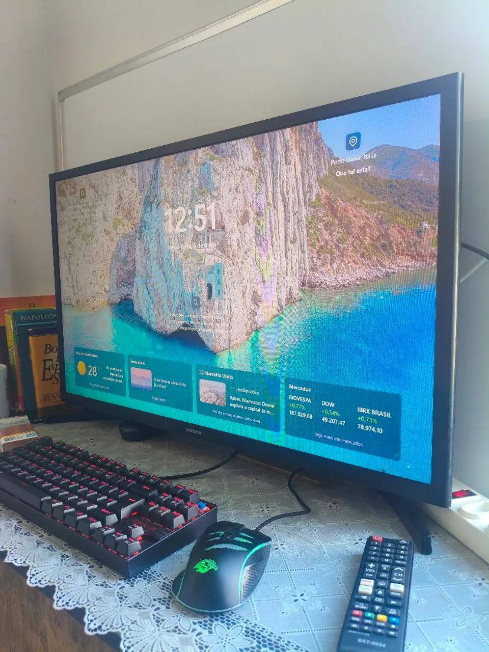 TV SMART 32 SAMSUNG COM PEZINHO E CONTROLE  - Foto 2