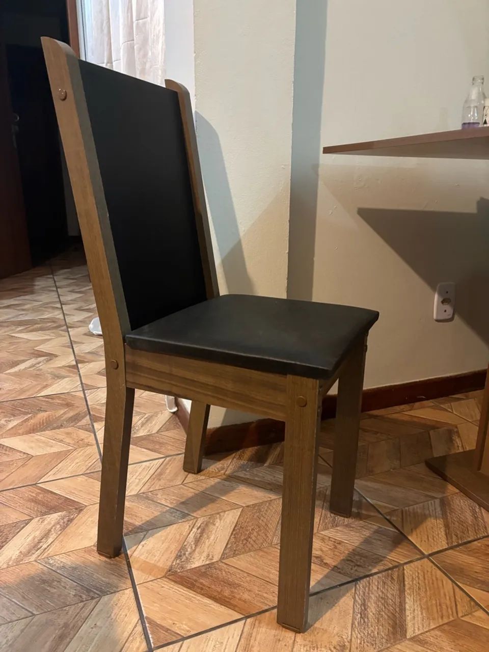 Mesa de jantar 4 cadeiras - Foto 3