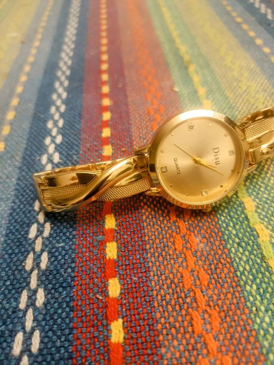 Relógio Disu Inoxidável Dourado - Quartz - Foto 4