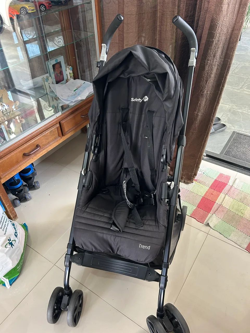 Carrinho de bebê com bebê conforto  - Foto 5
