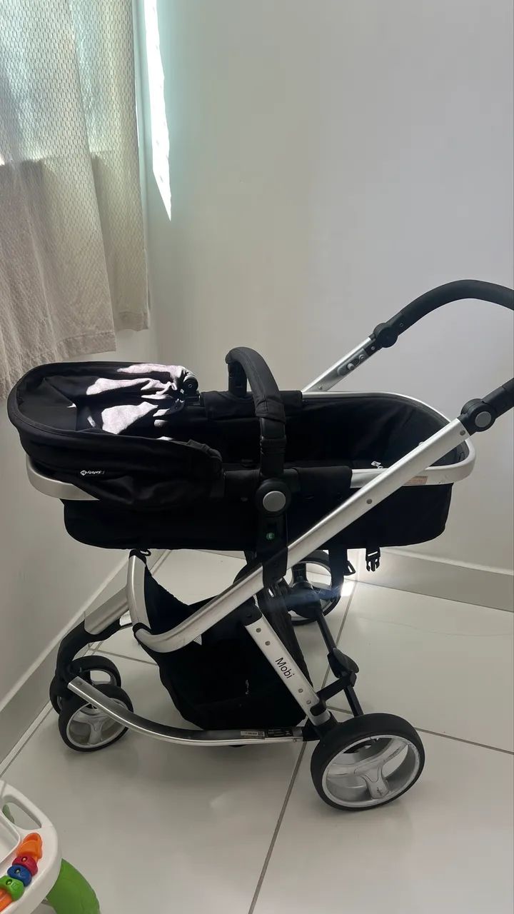 Carrinho de bebê novíssimo  - Foto 3