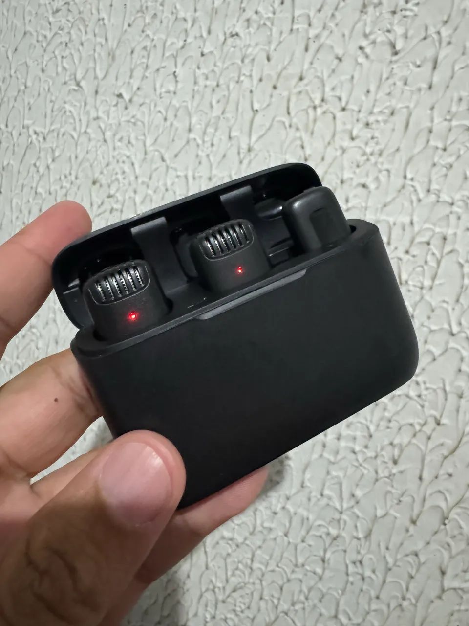 Microfone Lapela Ulanzi J12 - Para IPhone 