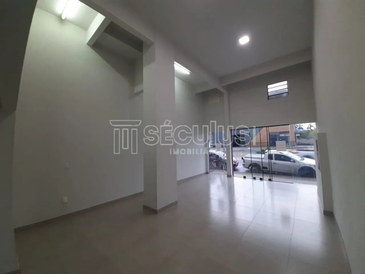 Sala comercial para locação no Centro de Jaraguá do Sul - Foto 3